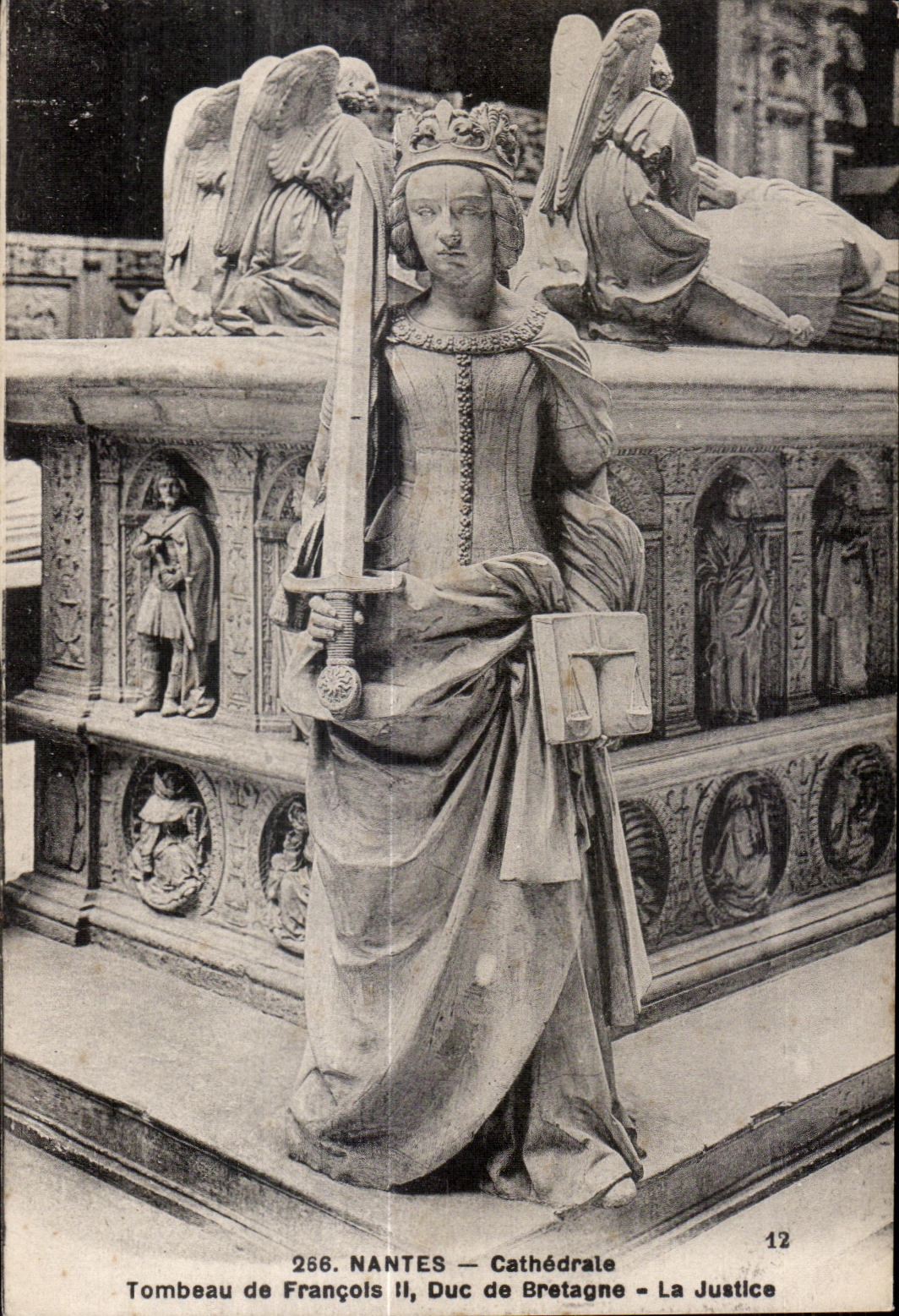 CPA Nantes Cathedrale Tombeau de Francois II Duc de Bretagne La Justice