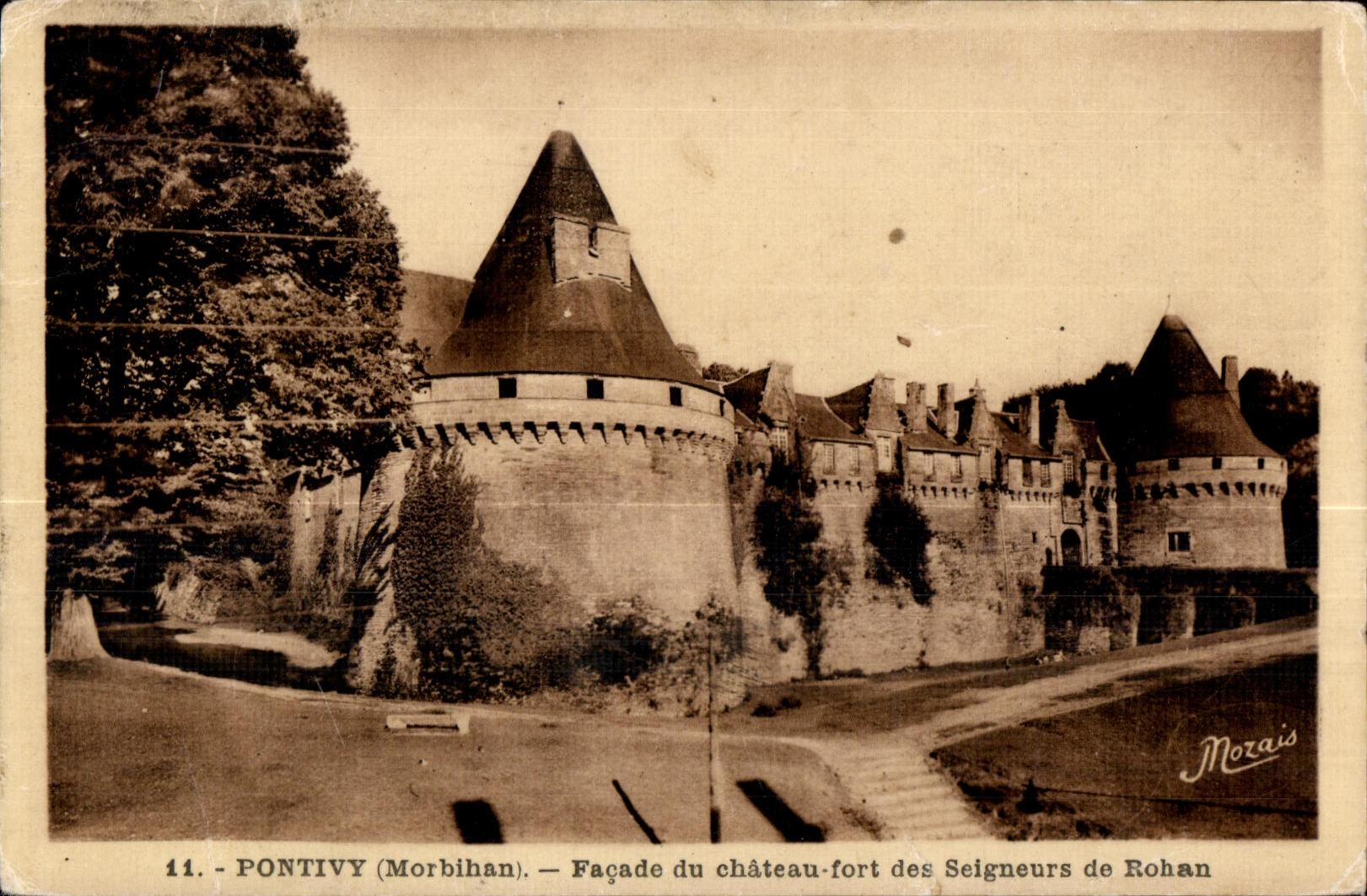 CPA Pontivy (Morbihan) Facade du chateau fort des Seigneurs de Rohan