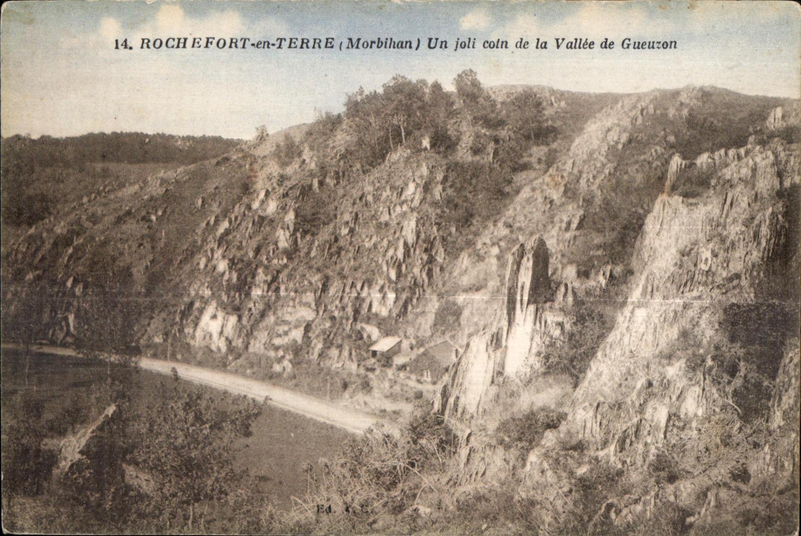 ROCHEFORT-en-TERRE (Morbihan) — Un joli coin de la Vallée de Gueuzon — Ed. J. G.