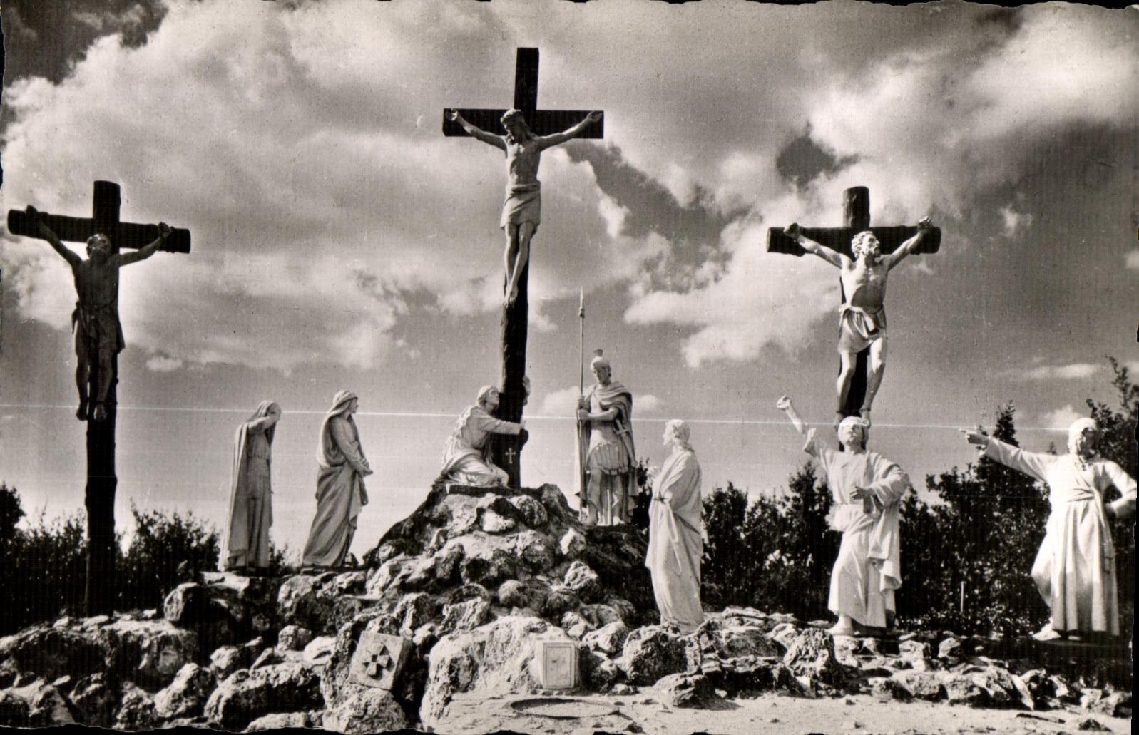 CPA Calvaire de Pontchateau (Loire Atlantique) XII Station Jesus meurt en Croix