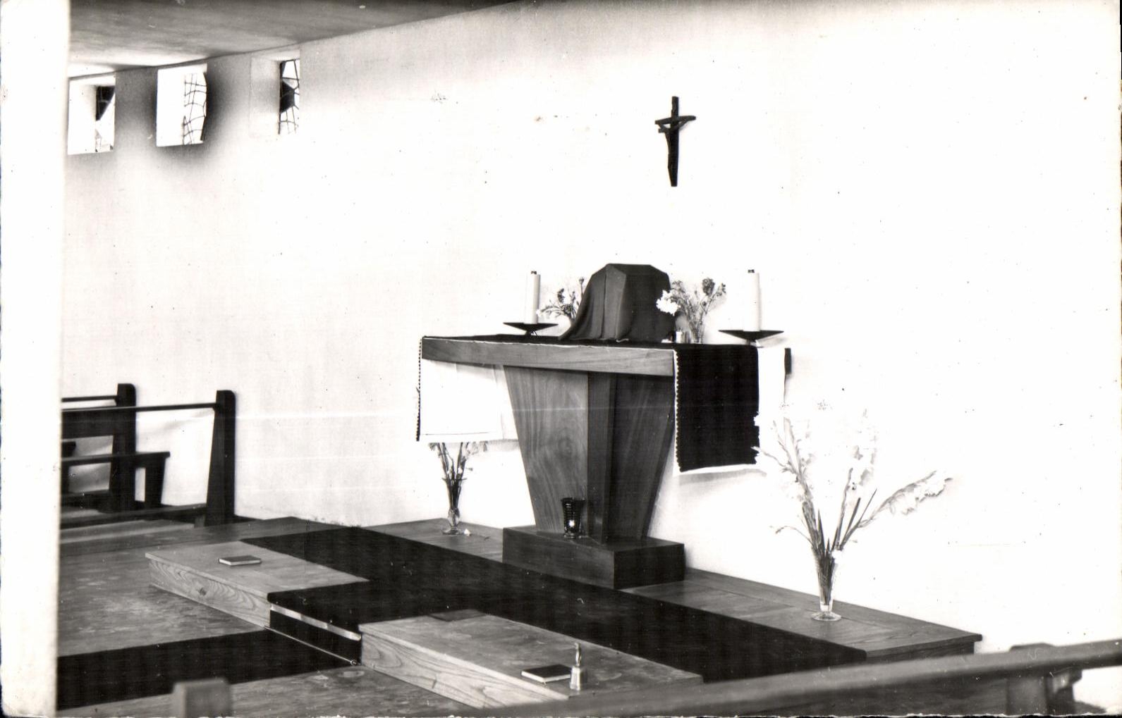 CPA Le landais brest eglise sainte therese de I enfant jesus chapelle du saint sacrement