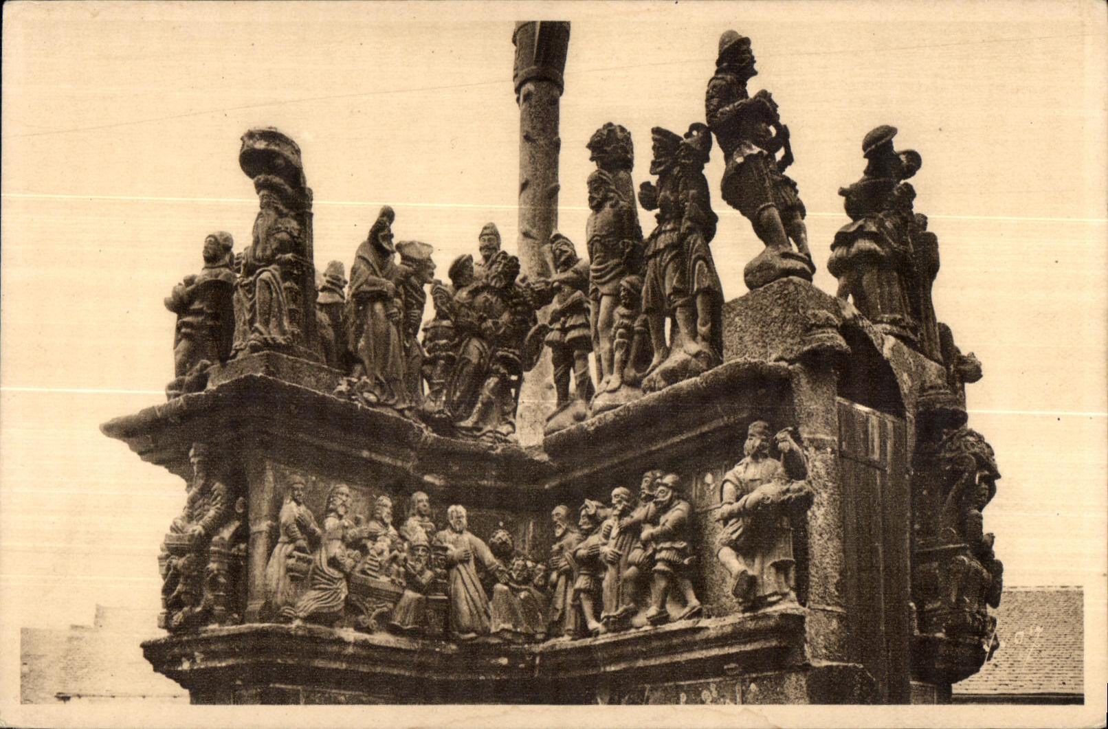 El Calvario (1581-1588) — Guimiliau (Finistère) — Ediciones de Arte Yvonne, París