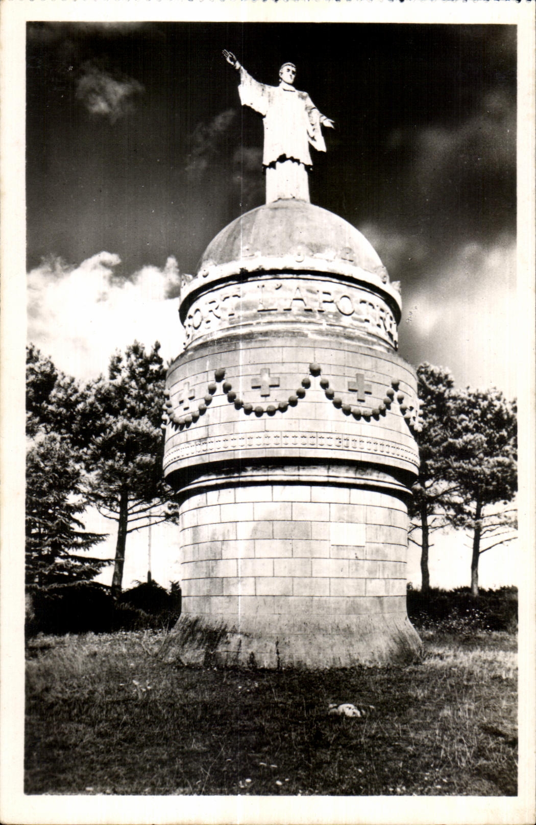 CPA Calvaire de Pontchateau (Loire Inf) La moulin du Montfort
