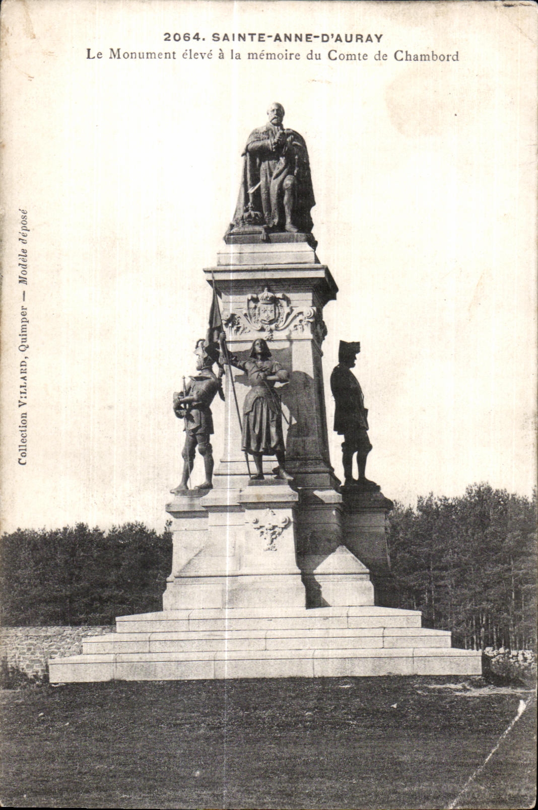 CPA Sainte Anne D Auray Le Monument eleve a la memoire du Comte de Chambord
