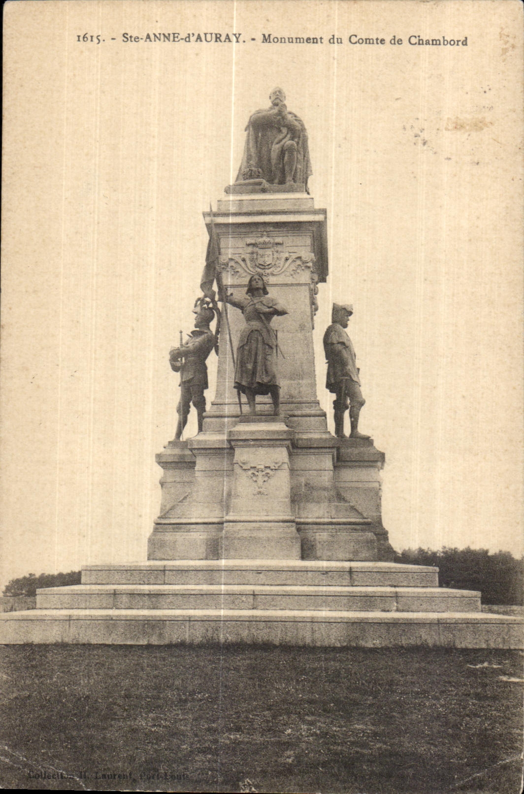 CPA Ste Anne d Auray Monument du Comte de Chambord