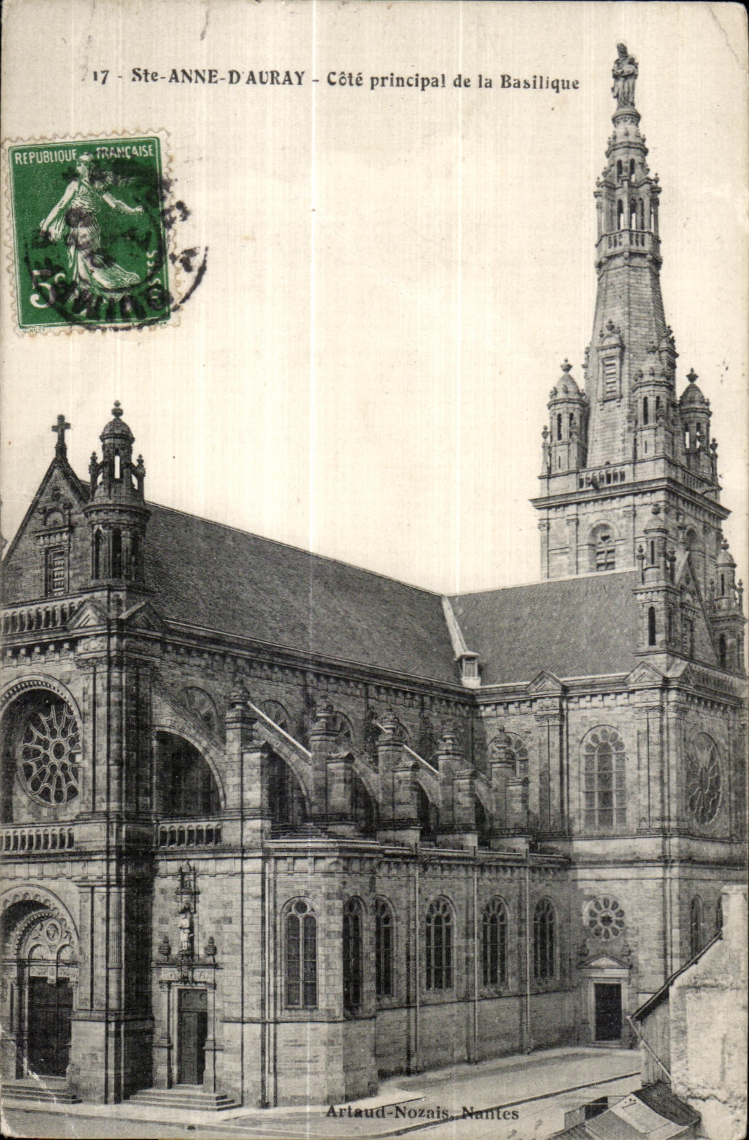 CPA Ste Anne d Auray Cote principal de la Basilique