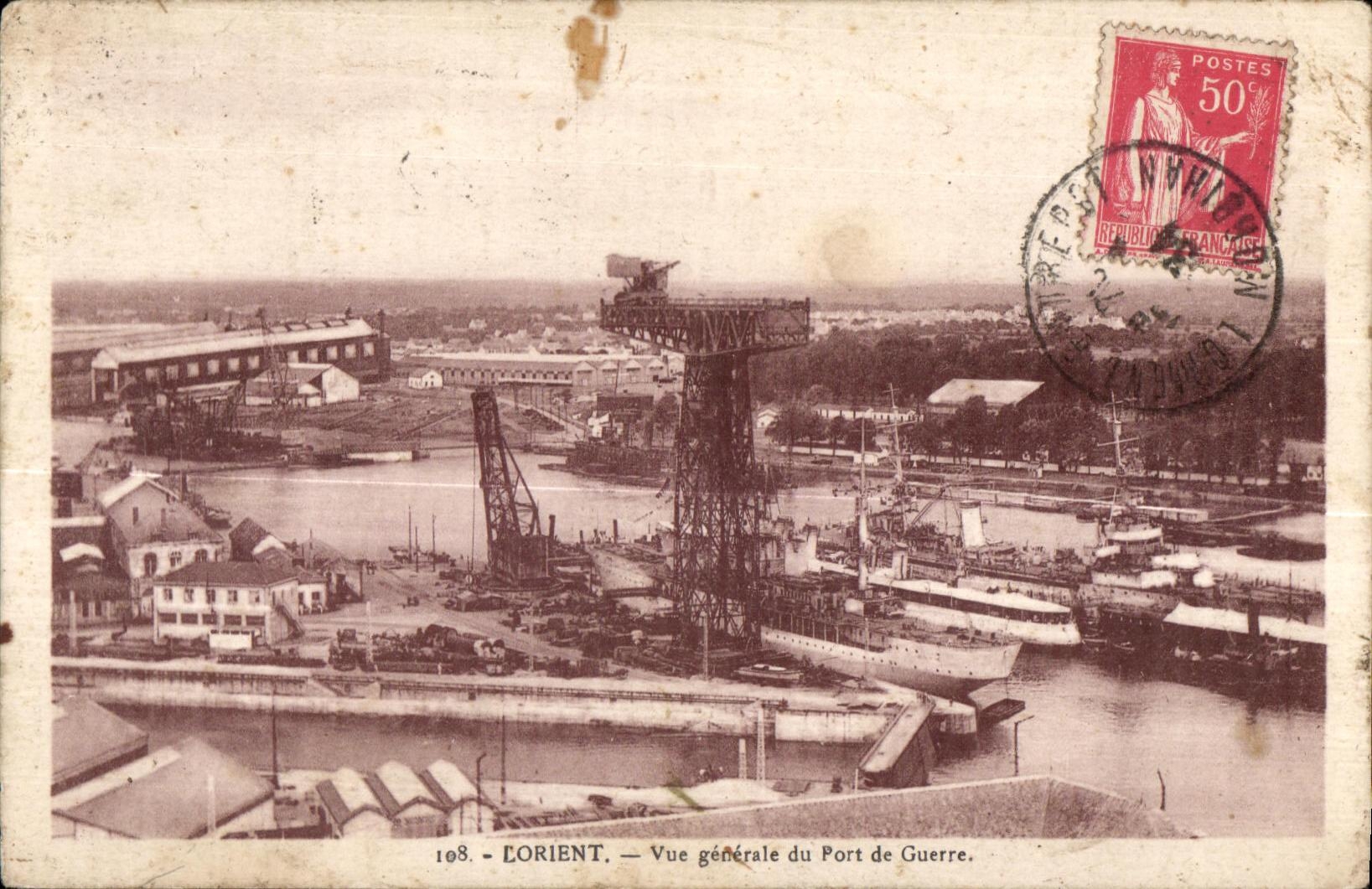 CPA Lorient Vue generale du port de Guerre