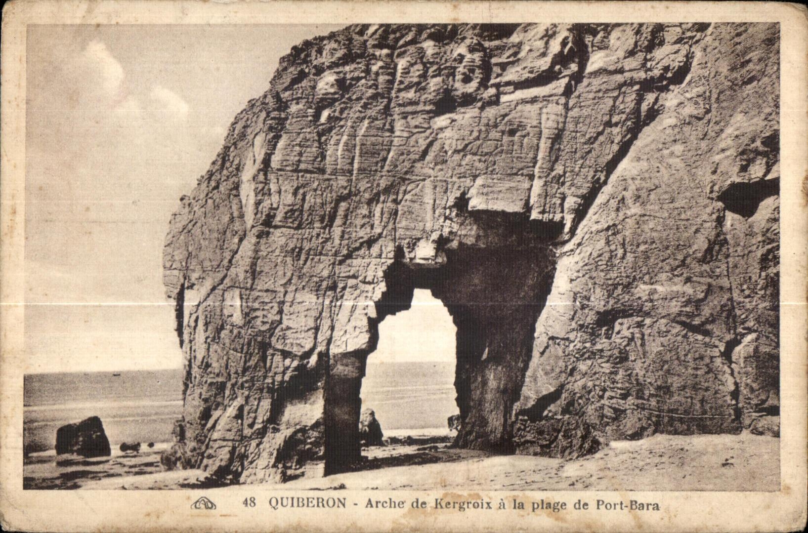 Quiberon - Arche de Kergroix à la plage de Port-Bara — éditeur Alaconne des Arts Mécaniques, n°48