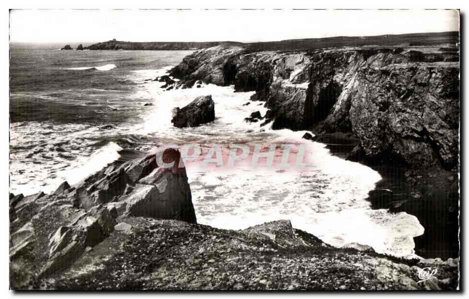 Quiberon - Effet de vagues à la Roche Sanglante — Réal-Photo, n°182
