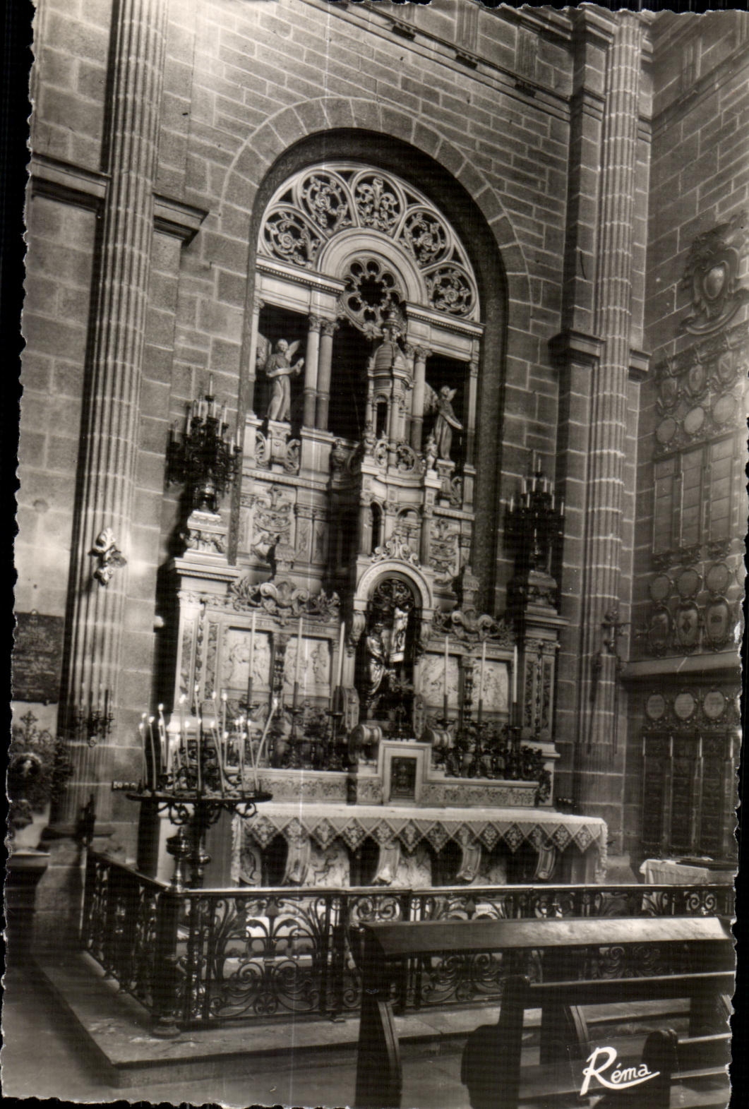 CPA Sainte Anne D Auray (Marbihan) L Autel Sainte Anne
