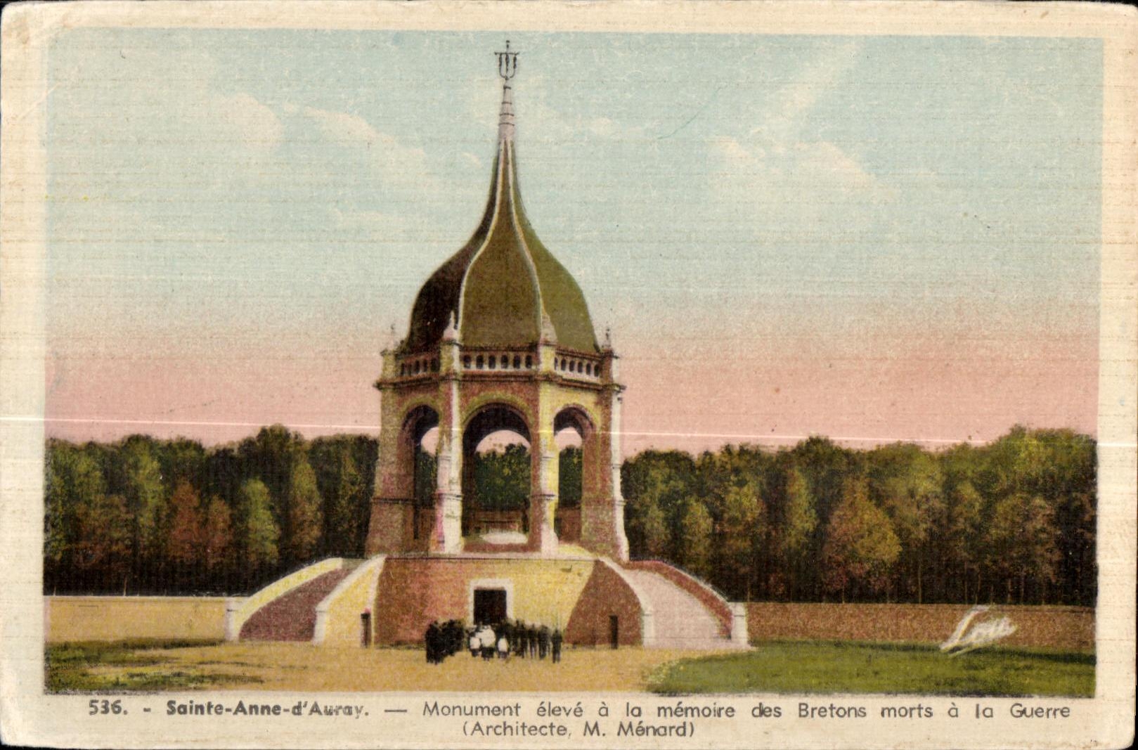 CPA Sainte Anne D Auray Monument eleve a la memoire des Bretons morts a la Guerre