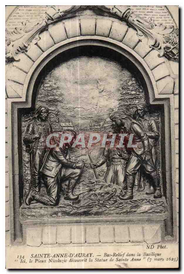 CPA Sainte Anne D Auray Bas Relief dans la Basilique Ici ie Pieux Nicolazic