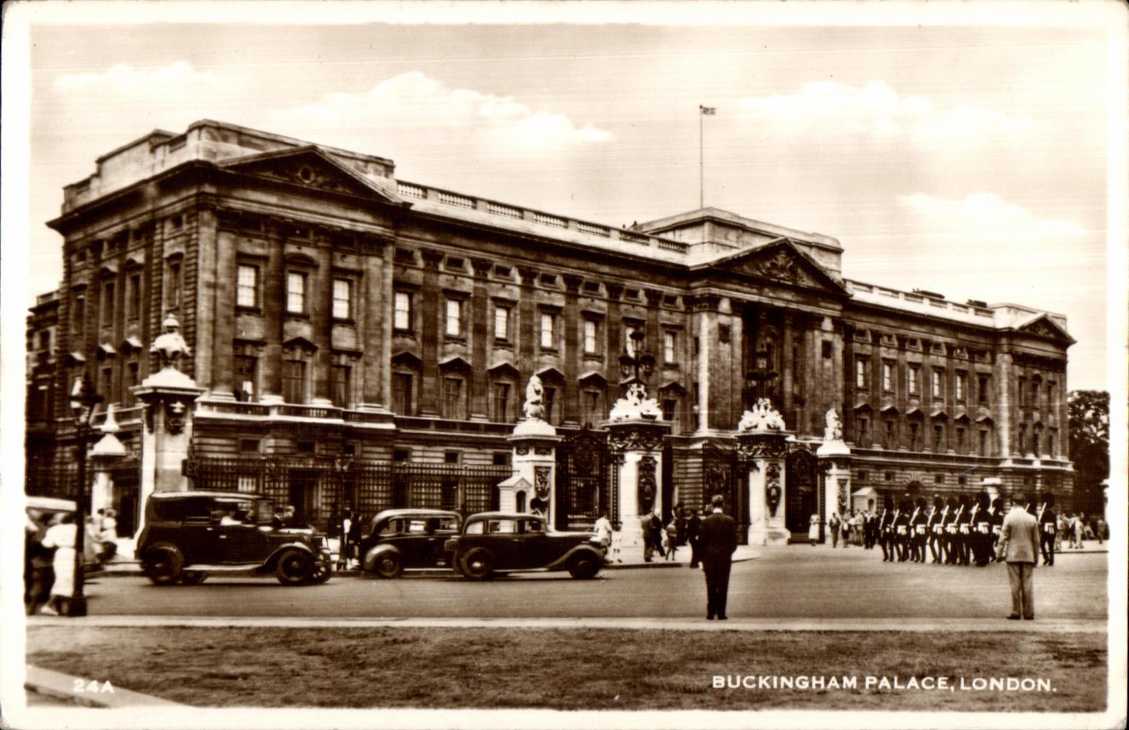 CPA Buckingham Palace London Londres