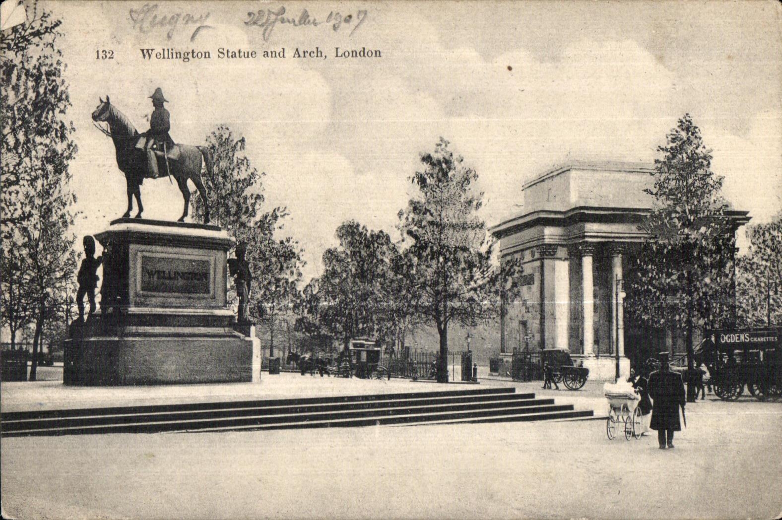 CPA Wellington Statue and Arch London