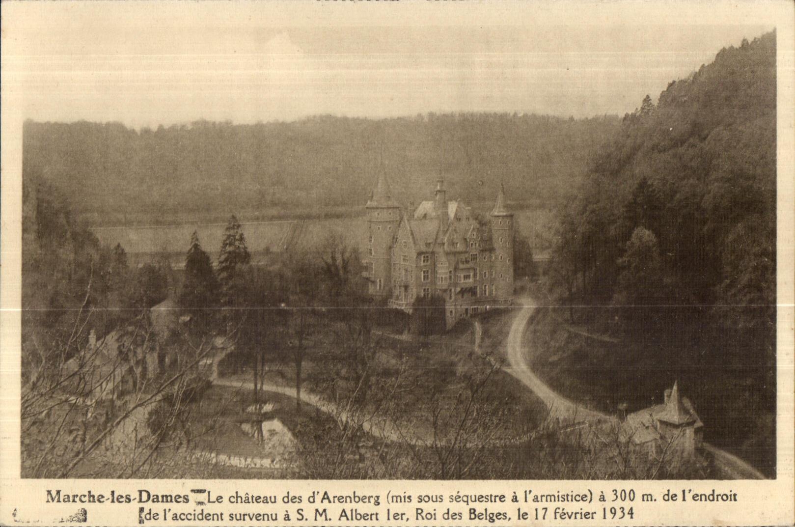 CPA Marche Les Dames Le chateau des Arenberg (mis sous sequestre a armistice) 