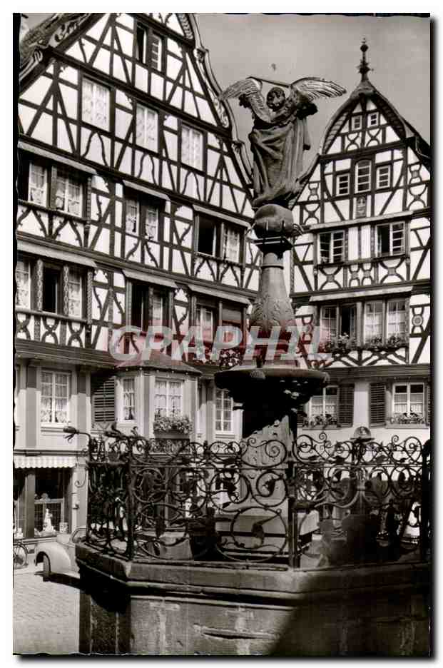 Bernkastel-Cues a. d. Mosel — St. Michelsbrunnen auf dem Marktplatz — Mets Photokarten, n° 1007 E 122