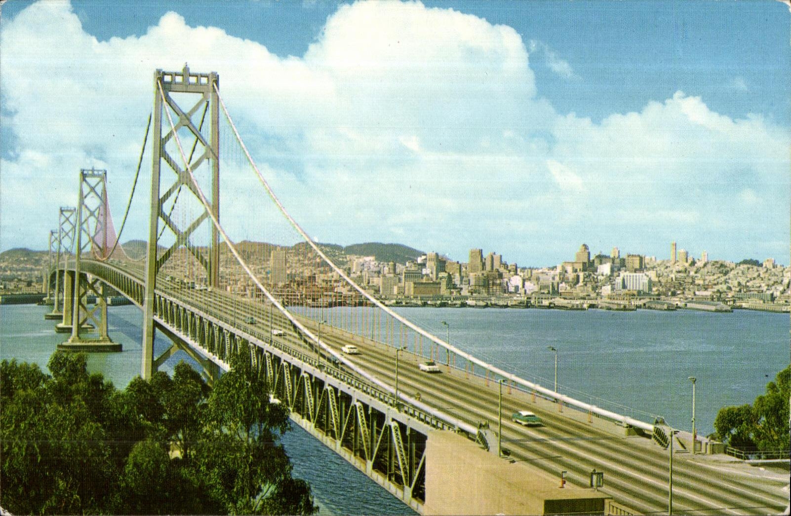 San Francisco—Oakland Bay Bridge — vue depuis Yerba Buena Island — éditeur Smith News Co., Boston