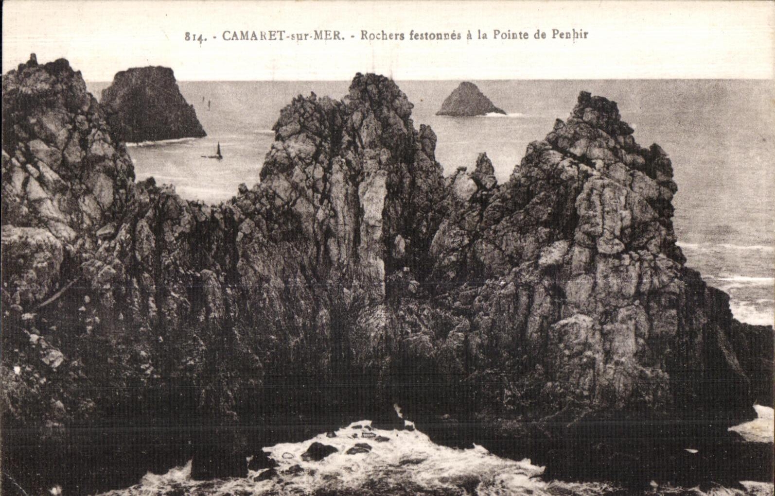 Camaret sur Mer - Rochers festonnes a la Pointe de Penhir - CPA 