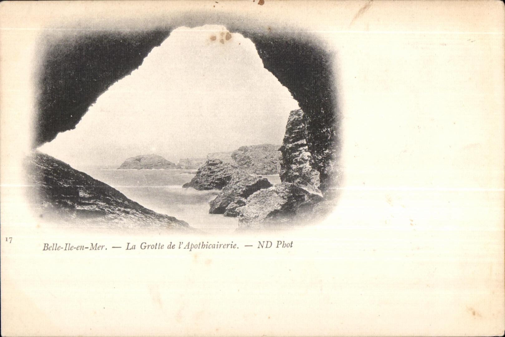 Belle-Île-en-Mer — La Grotte de l’Apothicaire — ND Phot