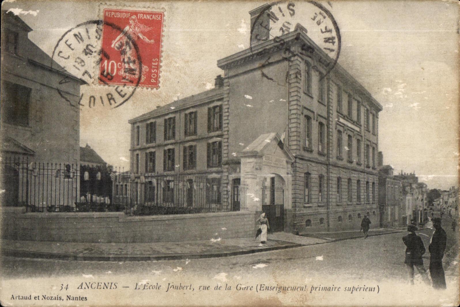 Ancenis - L Ecole Joubert - Rue de la Gare - CPA 