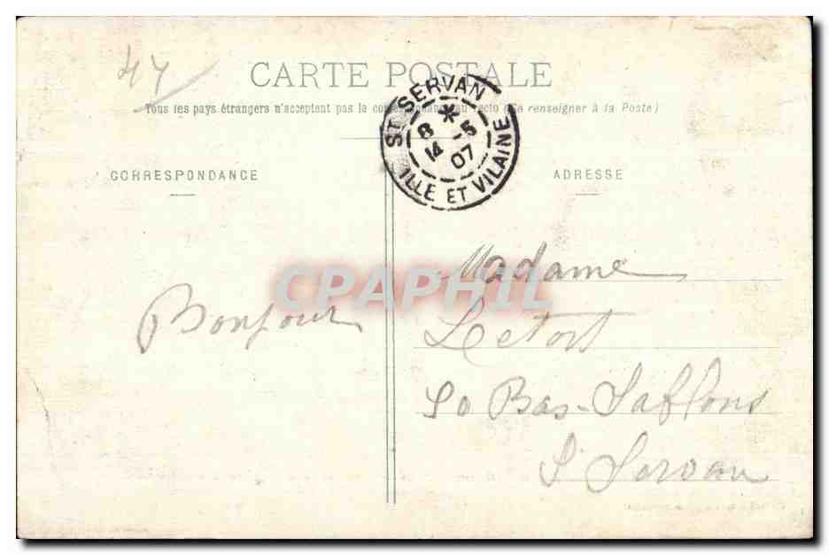 Chateaubriant - Sous Prefecture et entree du chateau - CPA  — Back
