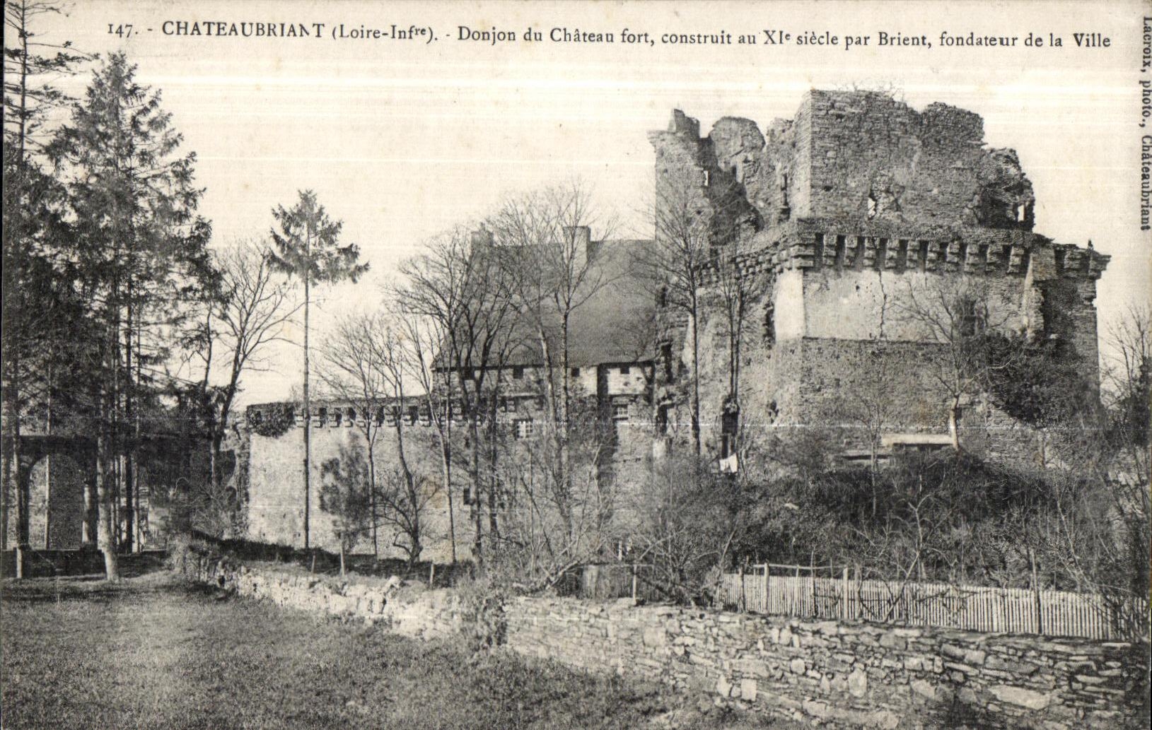 Chateaubriant - Donjon du Chateau Fort - CPA 