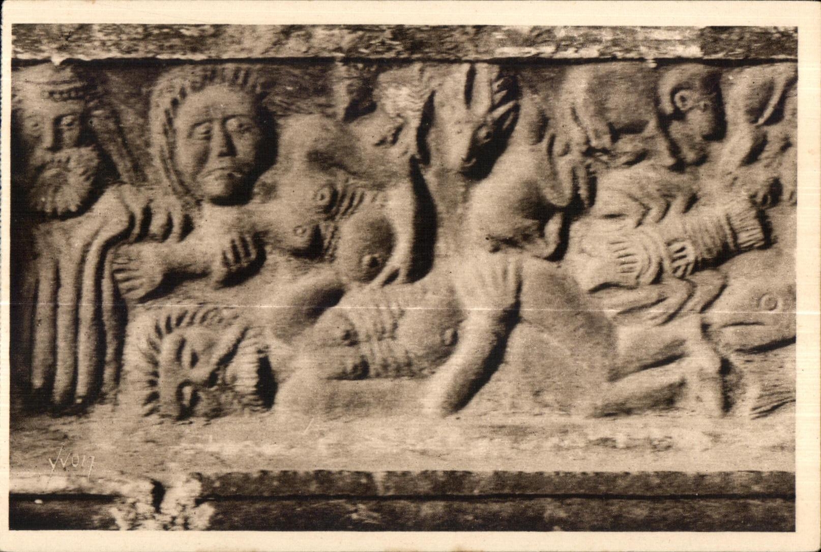 Guimiliau (Finistère) — Motif du porche de l'église (La Création de l'homme) — Les Éditions d'Art YVCN, Paris