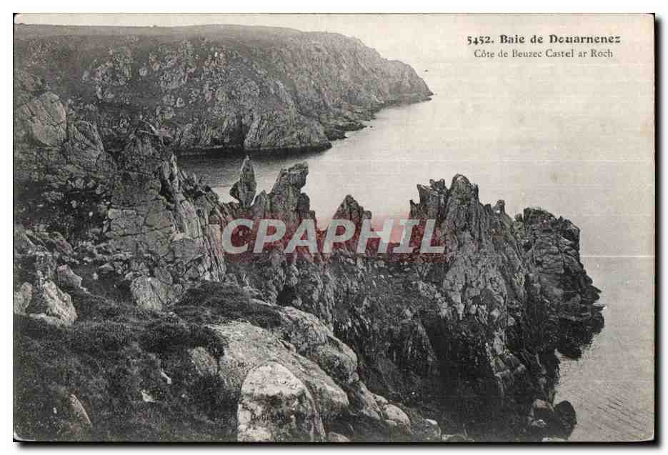 CPA Baie de Douarnenez Cote de beuzee Castle ar Roch