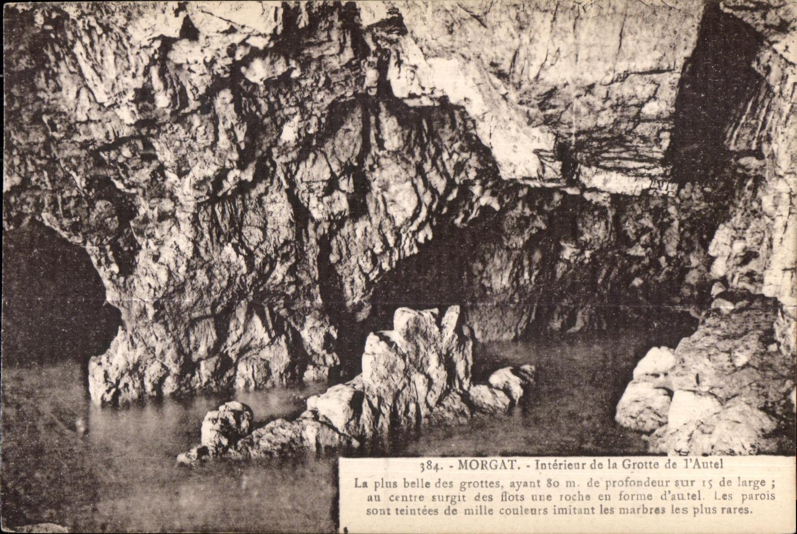 Grotte de l'Autel — Morgat — Intérieur de la grotte avec stalactites et stalagmites — éditeur CPAPHIL, n° 384
