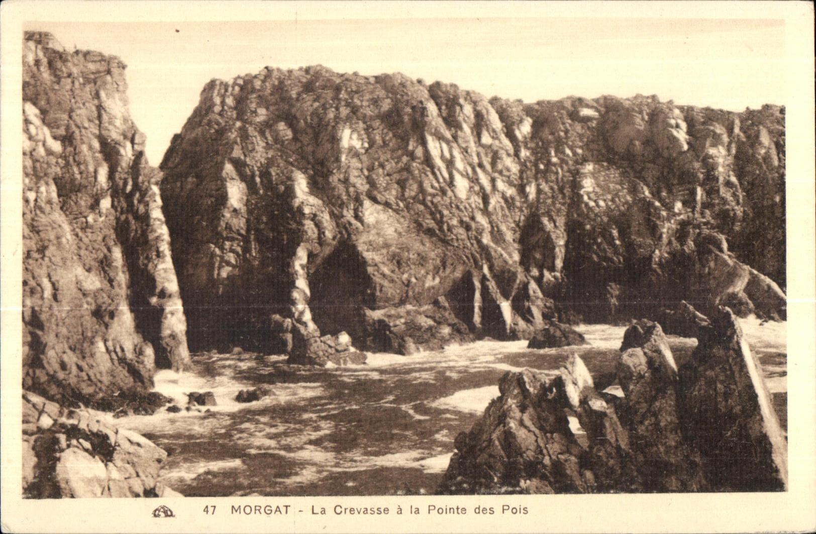 CPA Morgat La Crevasse a la Pointe des Pois