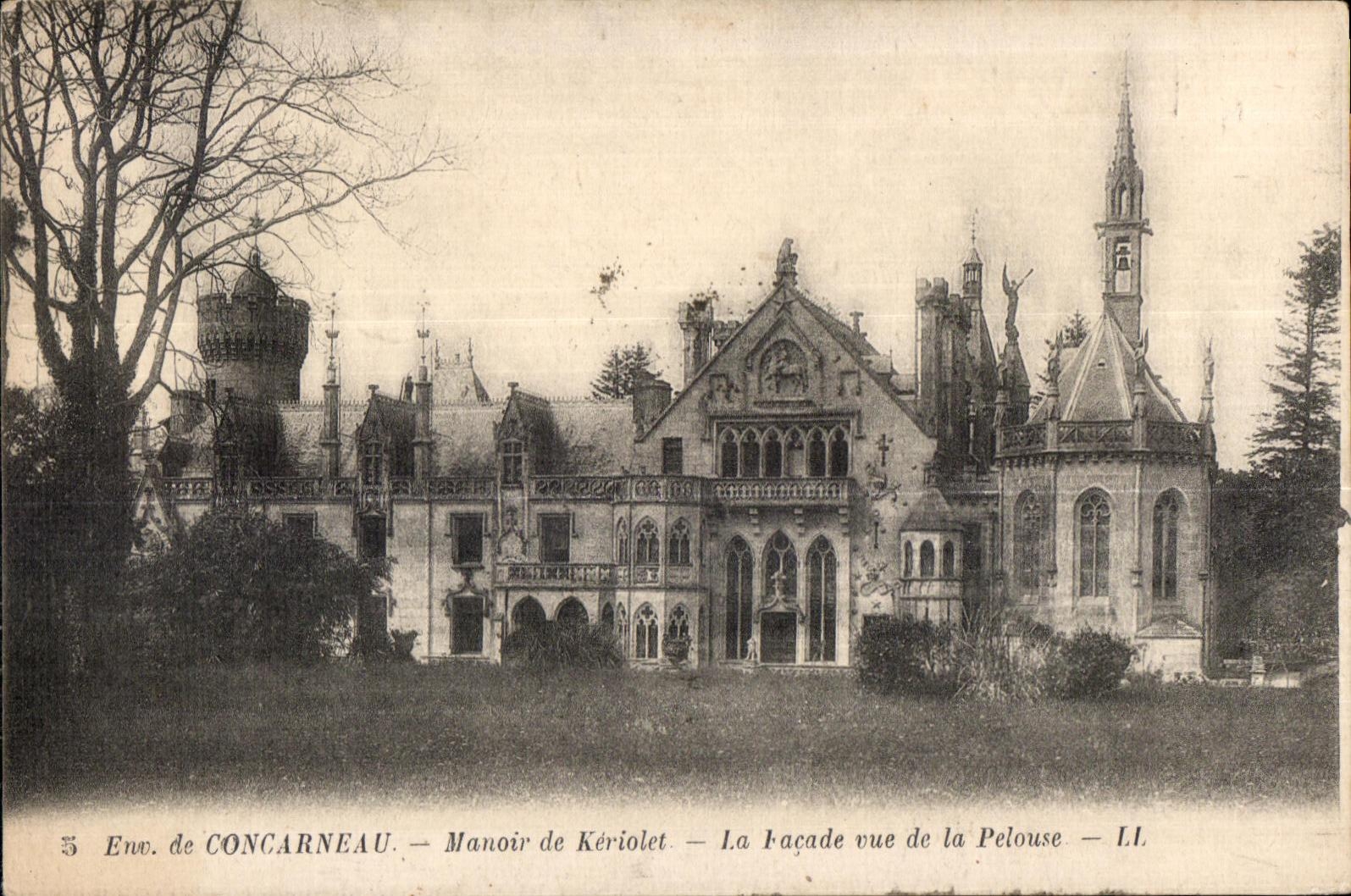 CPA Concarneau Manoir de Keriolet La Facade vue de la Pelouse
