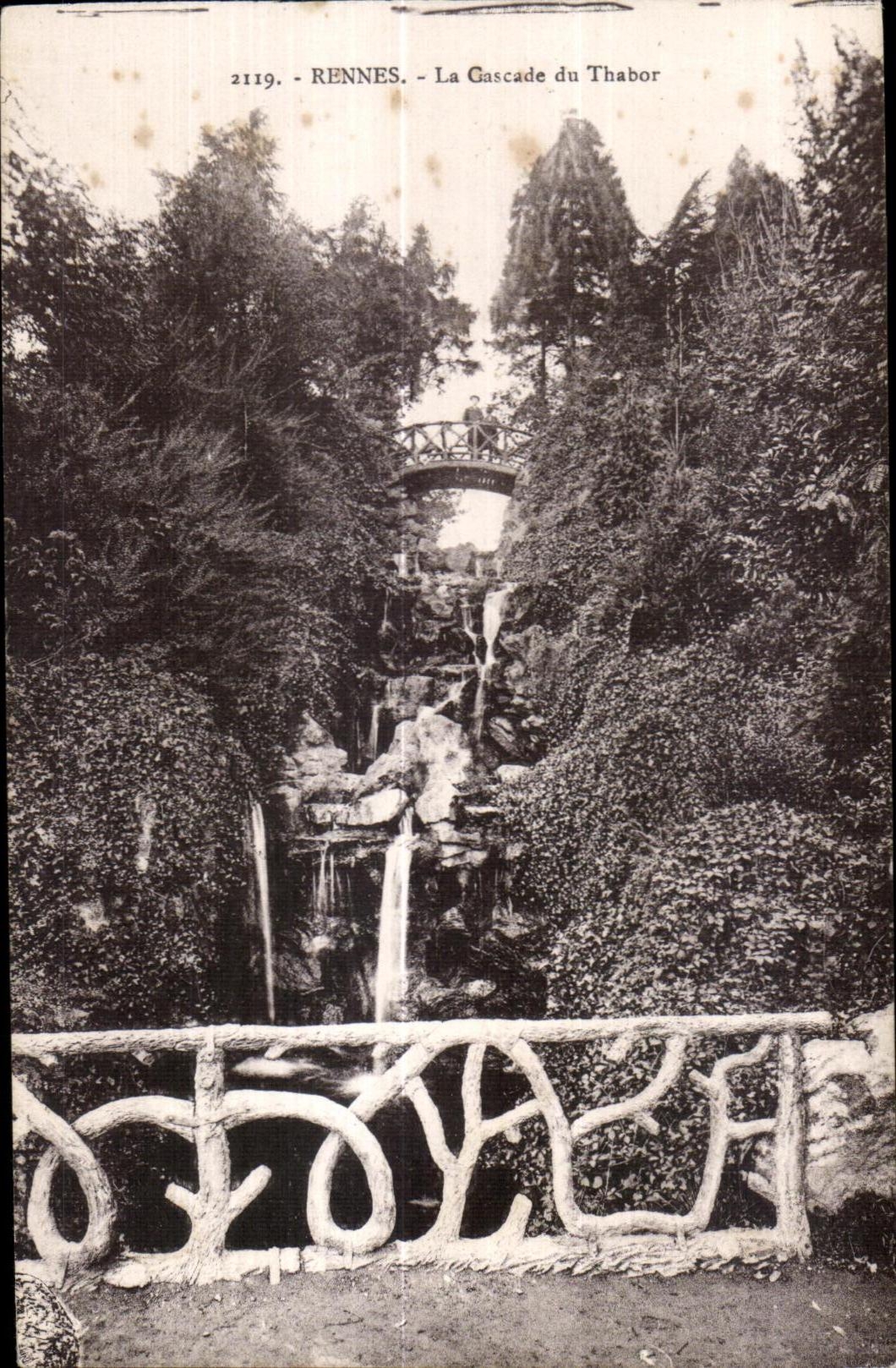 Rennes - La Cascade du Thabor — éditeur Laurent Néhenpce, n° 2119