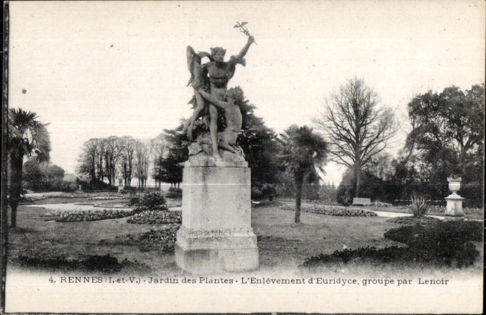 Rennes (I.-et-V.) - Jardin des Plantes - L'Enlèvement d'Euridyce, groupe par Lenoir