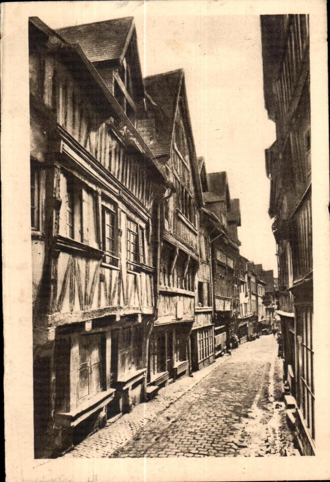 Lisieux — La Rue aux Fèvres — Cartes « La Cigogne »