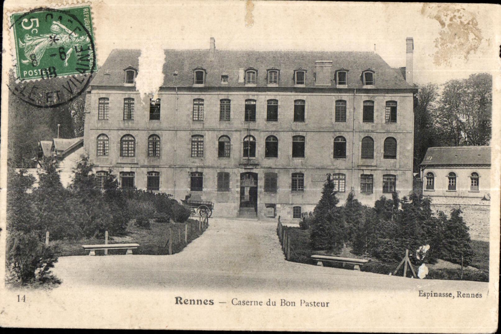 Antike Ansichtskarte Rennes Kasernen des Guten Hirten