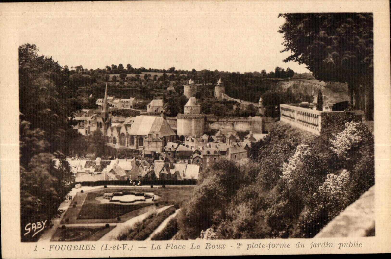 Fougères (I.-et-V.) — Plein Le Roux - 2e platform van het openbaar park — Saby