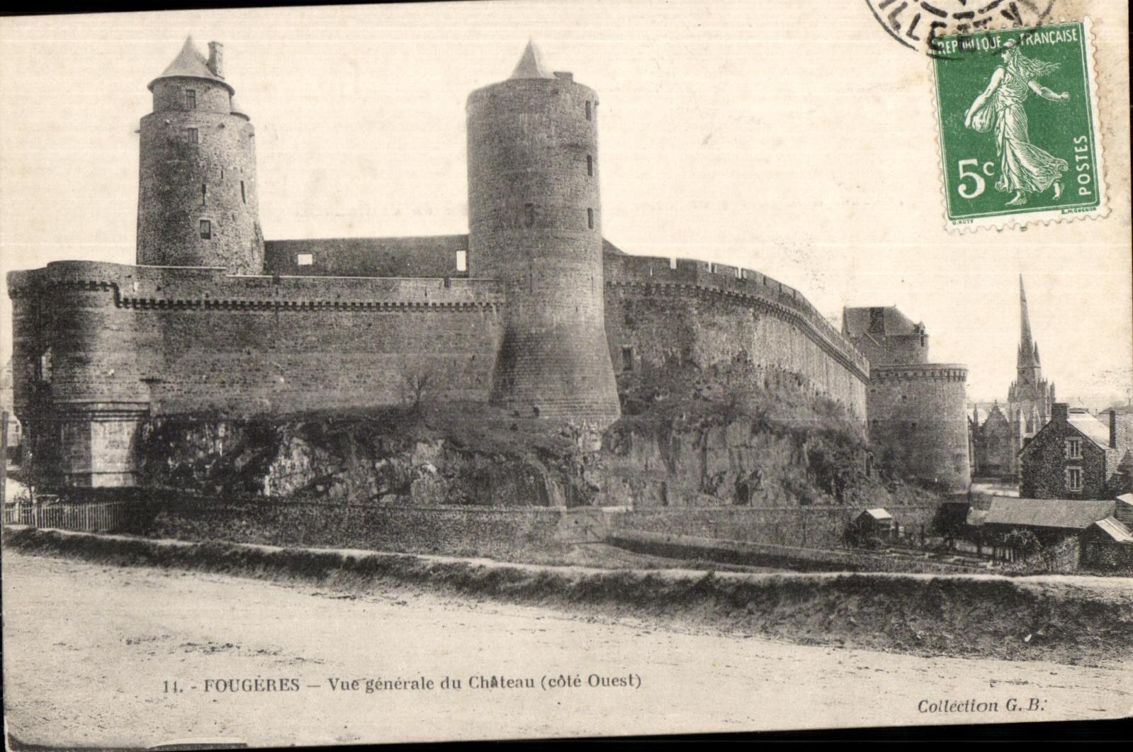 Fougères — Vue générale du Château (côté Ouest) — Collection G.B.