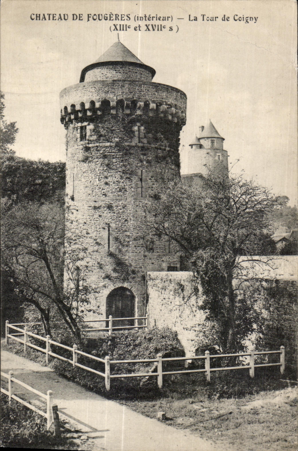 Château de Fougères (intérieur) — La Tour de Coigny — XIXe et XVIIe s