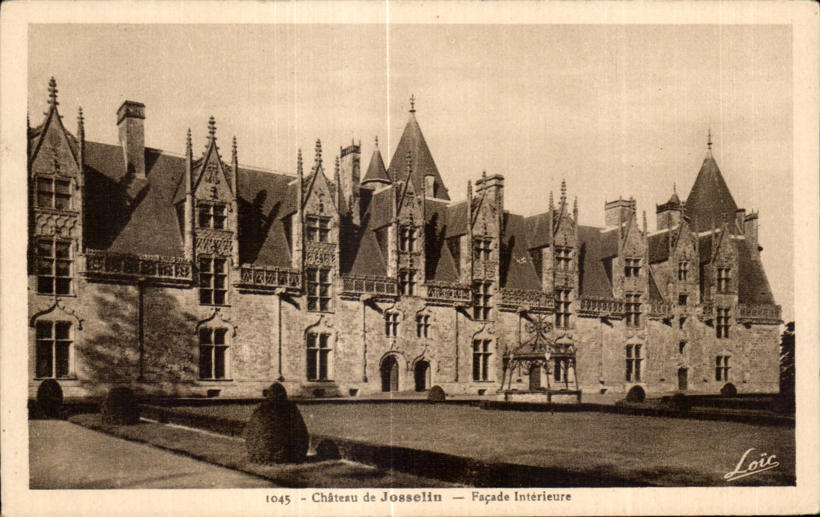 Château de Josselin — Façade Intérieure — Loïc