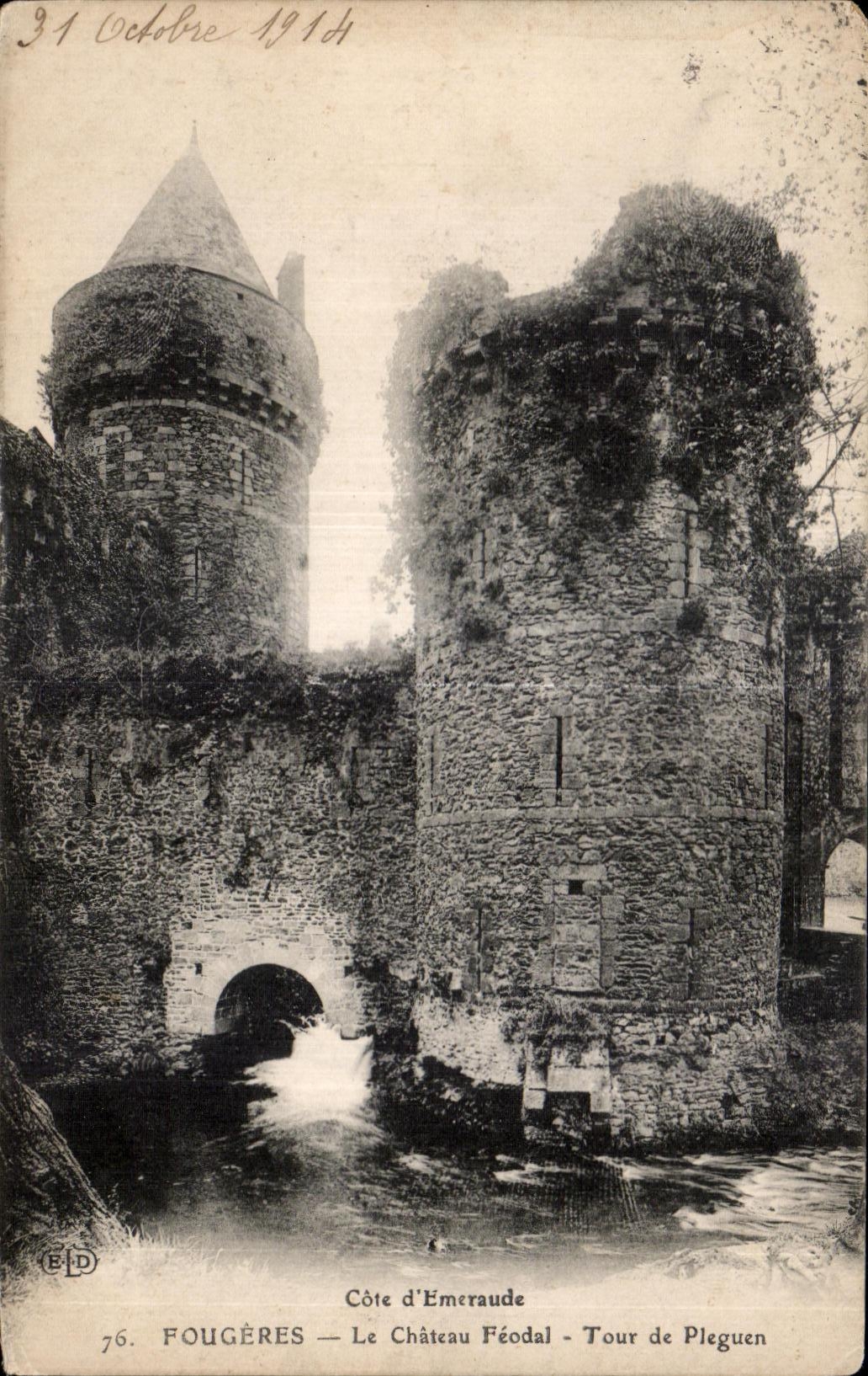 Fougères — Le Château Féodal - Tour de Pleguen — Côte d'Émeraude