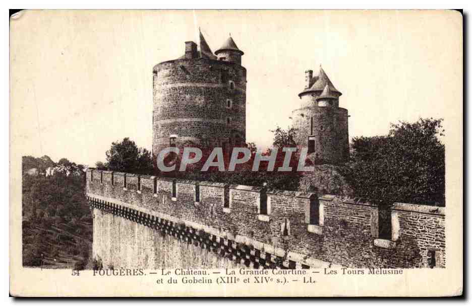 CPA Fougeres Le Chateau La Grande Courtine Les Tours Melusine et du Gobelin
