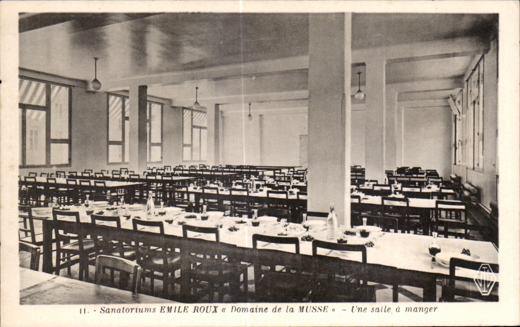 CPA Sanatoriums Emile Roux Domaine de la Musse Une Salle a Manger