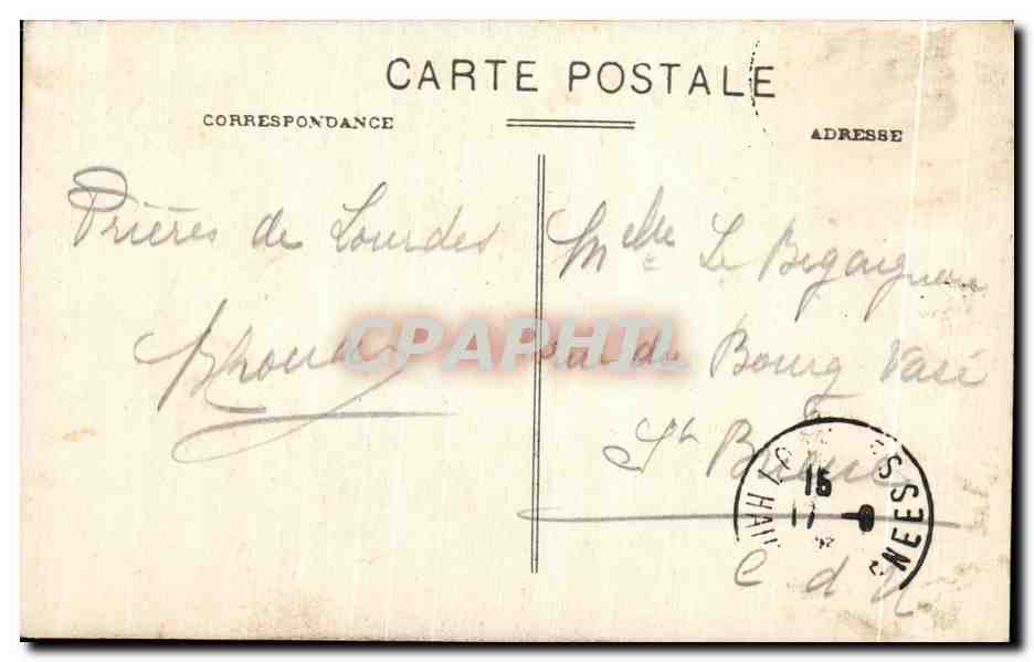 CPA Les Pyrenees Lourdes la Grotte et la Basilique — Verso