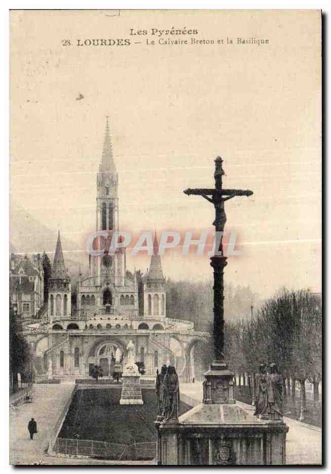 CPA Les Pyrenees Lourdes Le Calvaire Breton et la Basilique