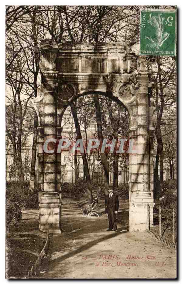 CPA Paris dans le Parc Mouceau