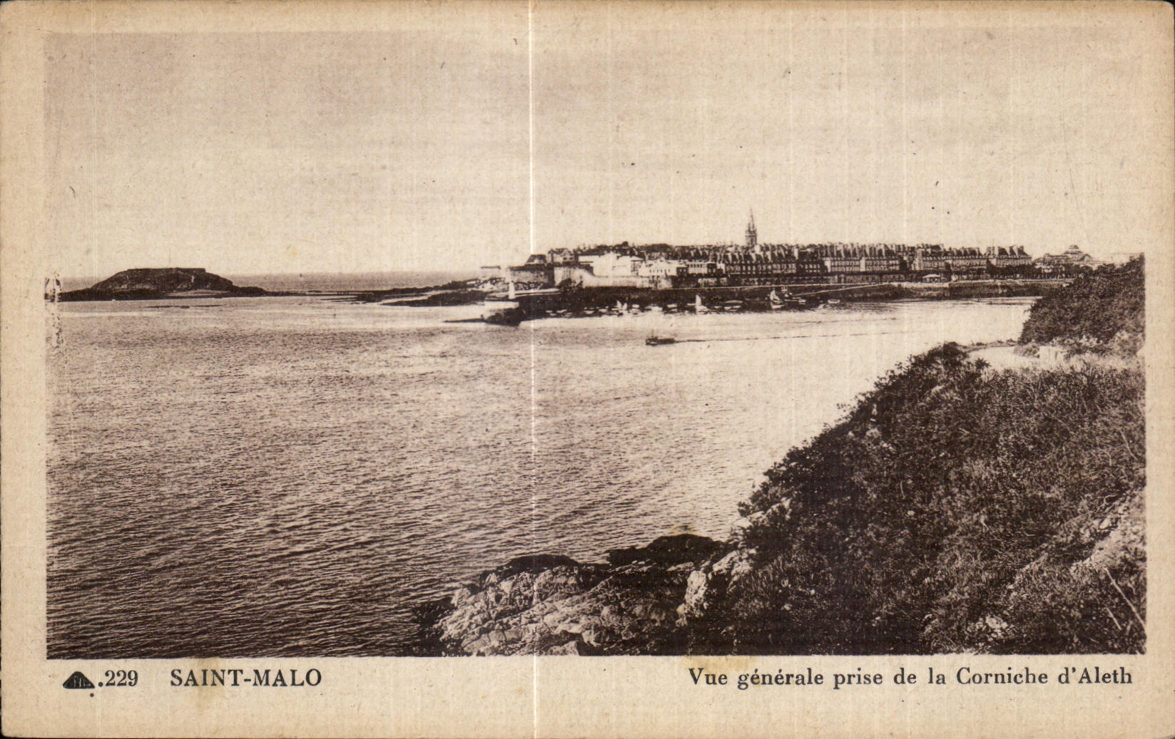 Saint-Malo — Vue générale prise de la Corniche d'Aleth — CI des Arts Automecaniques, n°229