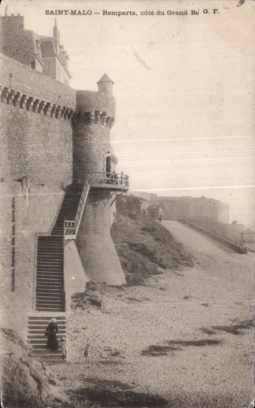 SAINT-MALO — Remparts, côté du Grand Bé — G. F.