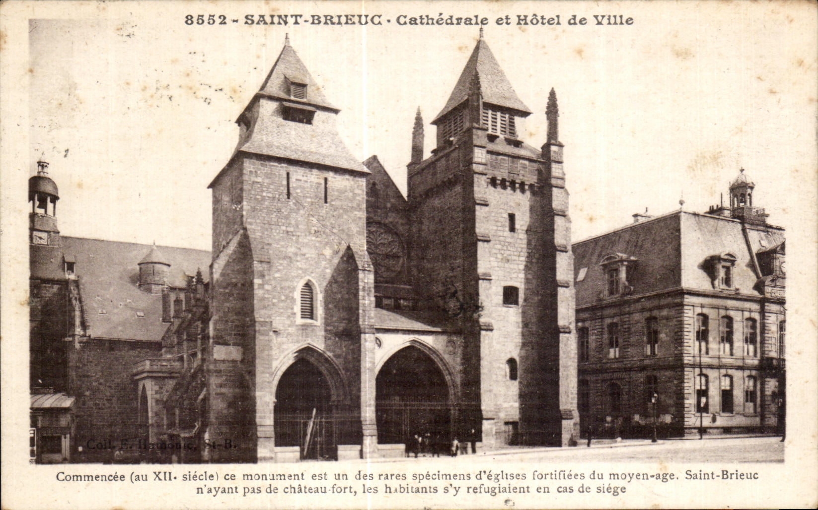 Saint-Brieuc - Cathédrale et Hôtel de Ville — Collection F. Frizand, n° 8552