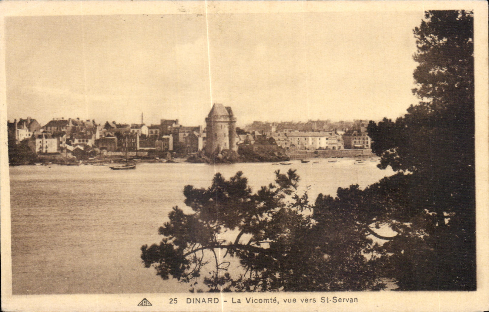 Dinard - La Vicomté, vue vers St-Servan — éditeur CPA PHIL