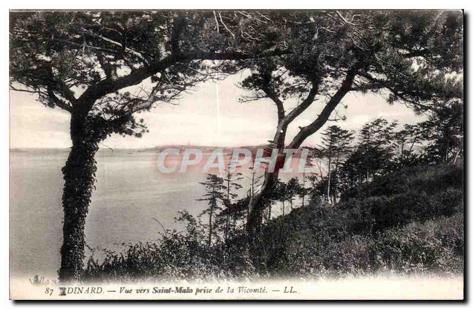 Dinard — Vue vers Saint-Malo prise de la Vicomté — LL.